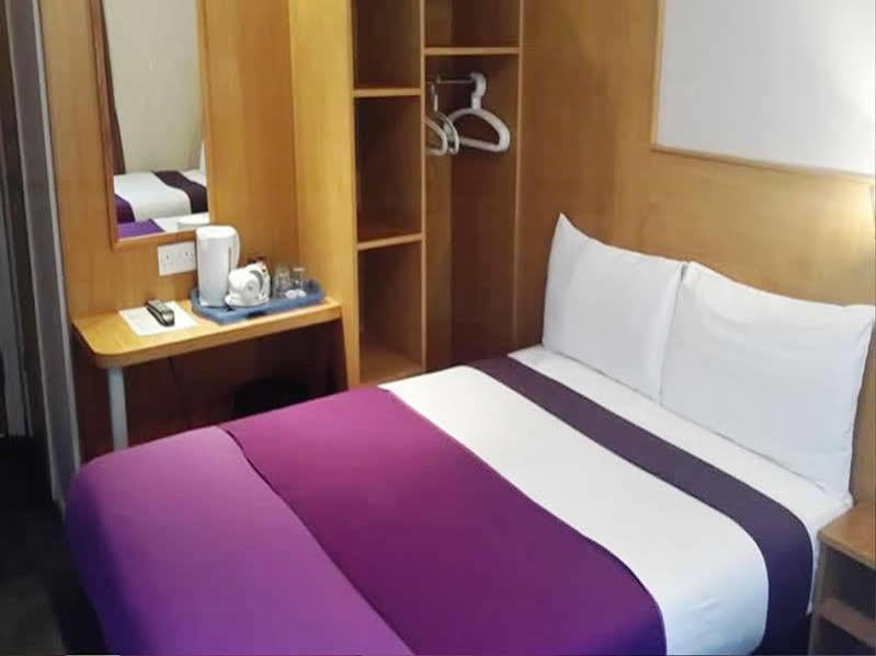 Arriva Hotel London Exterior photo